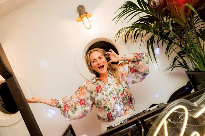 Amanda-Jensen-Weddings-Sunshine-Coast-marriage-celebrant-musician-MC-DJ-photo-Cristel-Jane-Photography