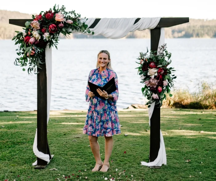 Amanda-Jensen-Weddings-Sunshine-Coast-marriage-celebrant-musician-MC-DJ-photo-Daniel-Faint-Studio