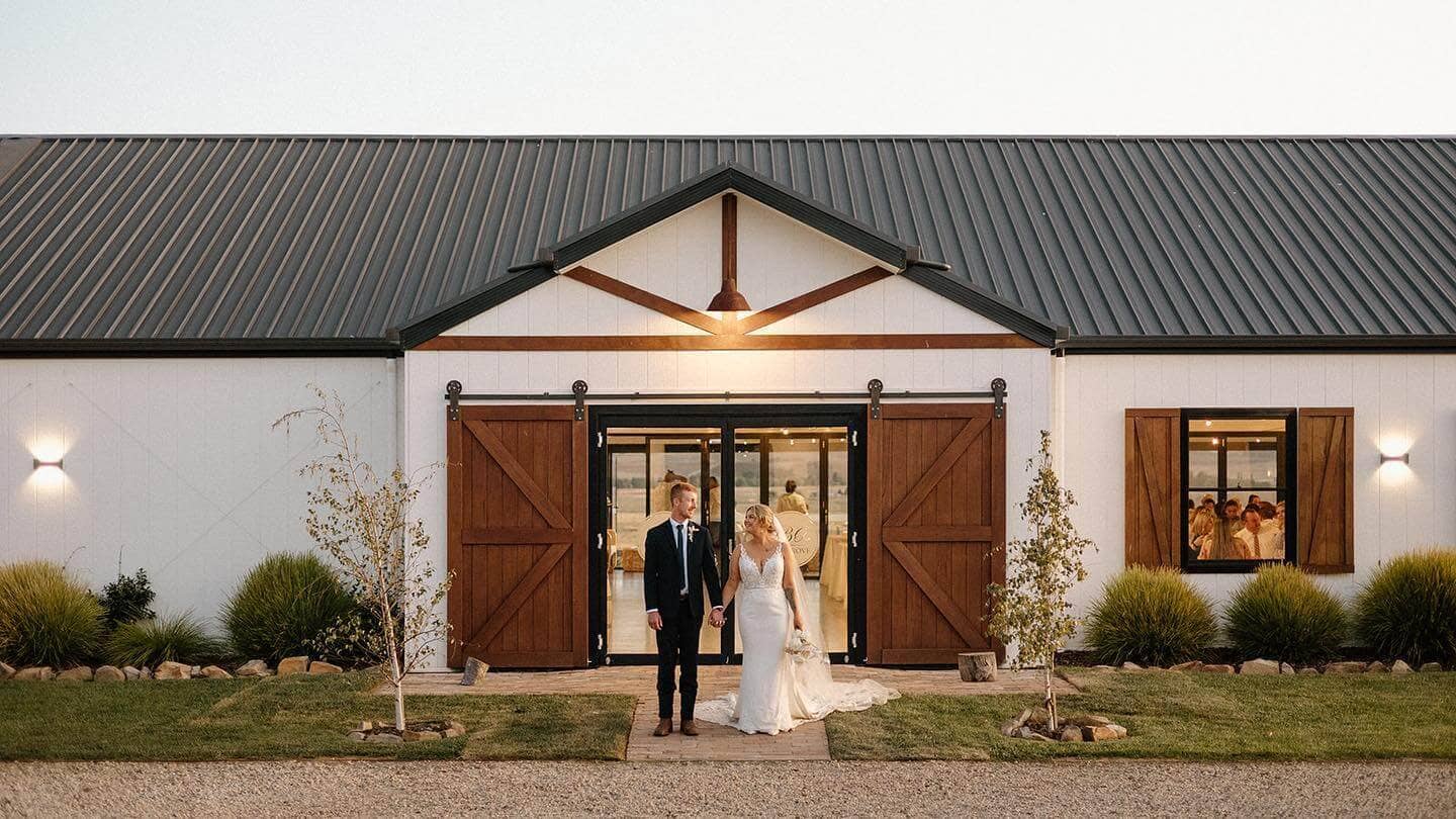 Best-rustic-country-wedding-venues-in-australia-BoxGrove-NSW-photo-The-Nomad-Collective