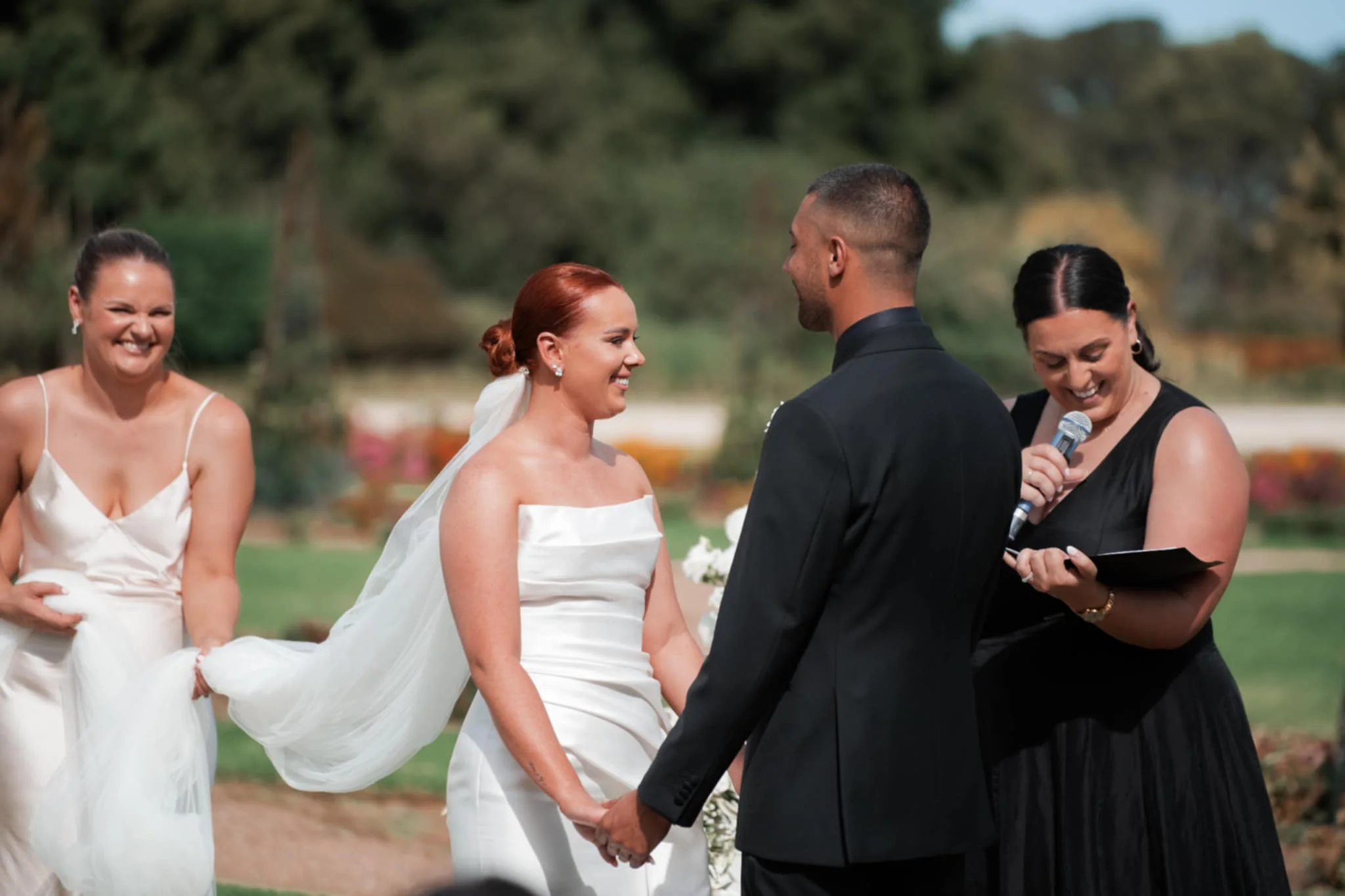 Ceremonies-with-Sarah-Ciurleo-marriage-celebrant-Melbourne