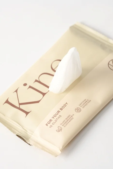 Emergency-bridal-kit-photo-Kine-Body-Cloths