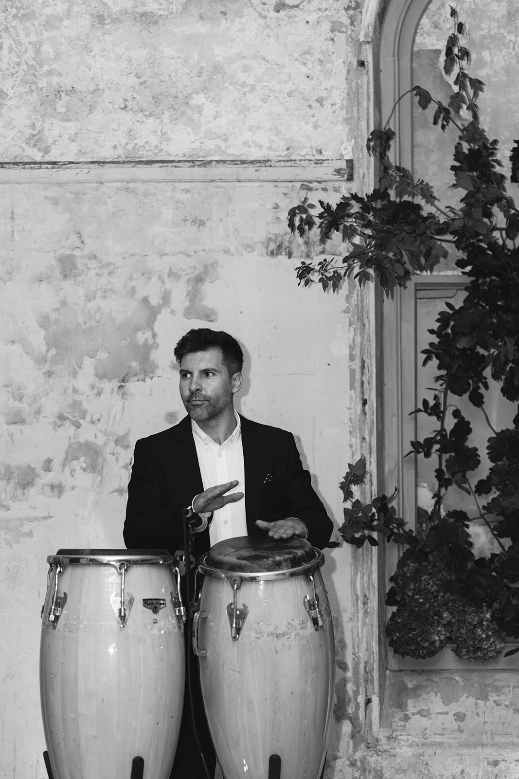 Feels-Music-and-Entertainment-wedding-DJ-MC-vocalists-musicians-sydney