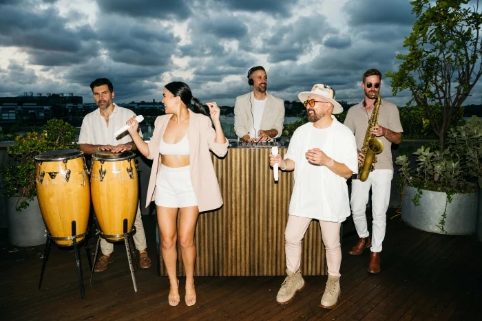 Feels-Music-and-Entertainment-wedding-DJ-MC-vocalists-musicians-sydney-photo-Pat-Stevenson