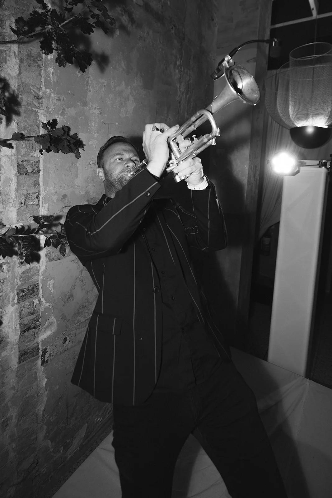 Feels-Music-and-Entertainment-wedding-DJ-MC-vocalists-musicians-sydney