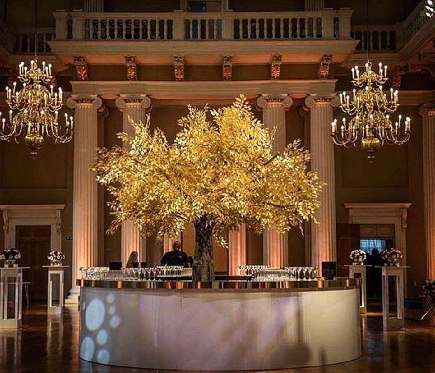 Gold Tree for HIre