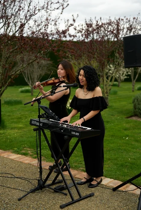 Lavely-Music-wedding-band-string-ensemble-guitar-vocals-DJ-MC-Melbourne