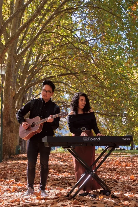 Lavely-Music-wedding-band-string-ensemble-guitar-vocals-DJ-MC-Melbourne