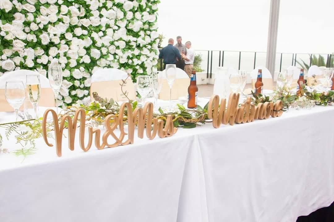 Molossi | Wedding Bomboniere & Guest Favors