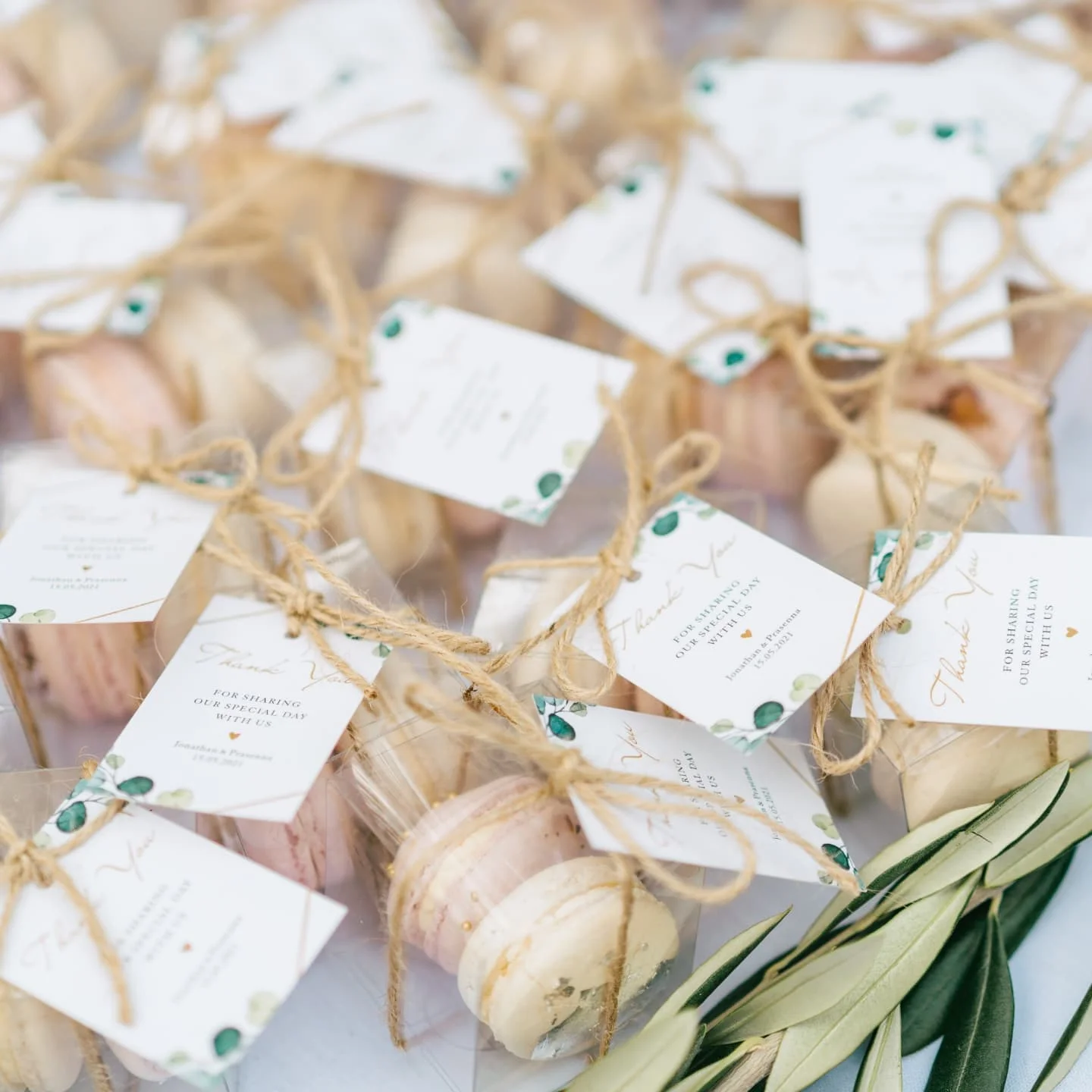 Neutral-wedding-ideas-inspiration-favours-Sugar-Whip-photo-@emmafaithphoto
