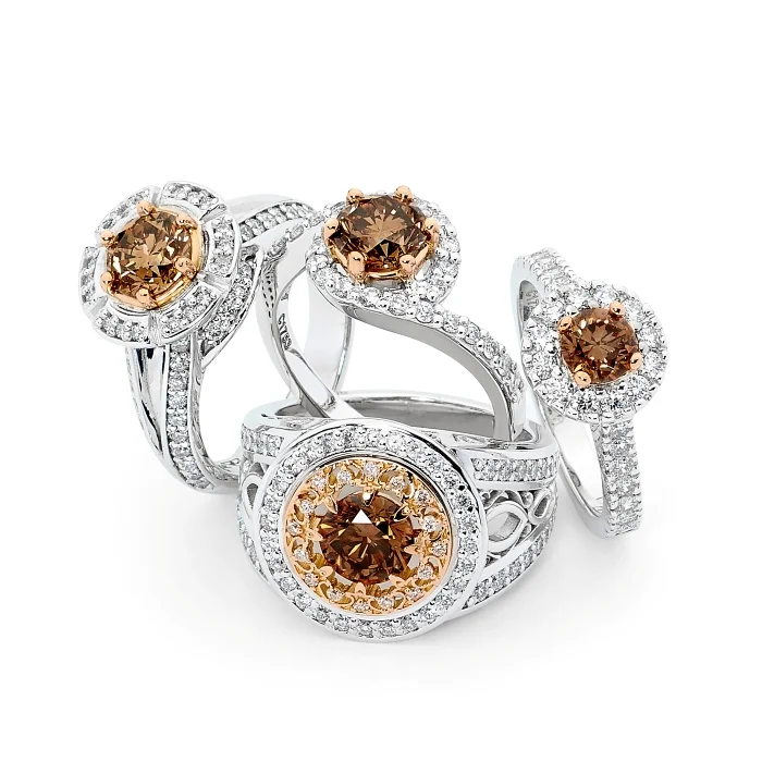 Neutral-wedding-ideas-inspiration-jewellery-Williams-The-Jewellers