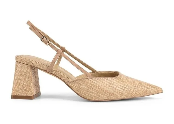 Neutral-wedding-ideas-inspiration-shoes-Siren-Yasmine-slingback-from-Myer