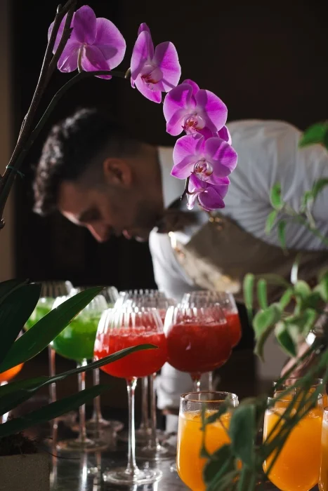 Shakers-On-Wheels-mobile-bar-wedding-beverage-catering-Melbourne