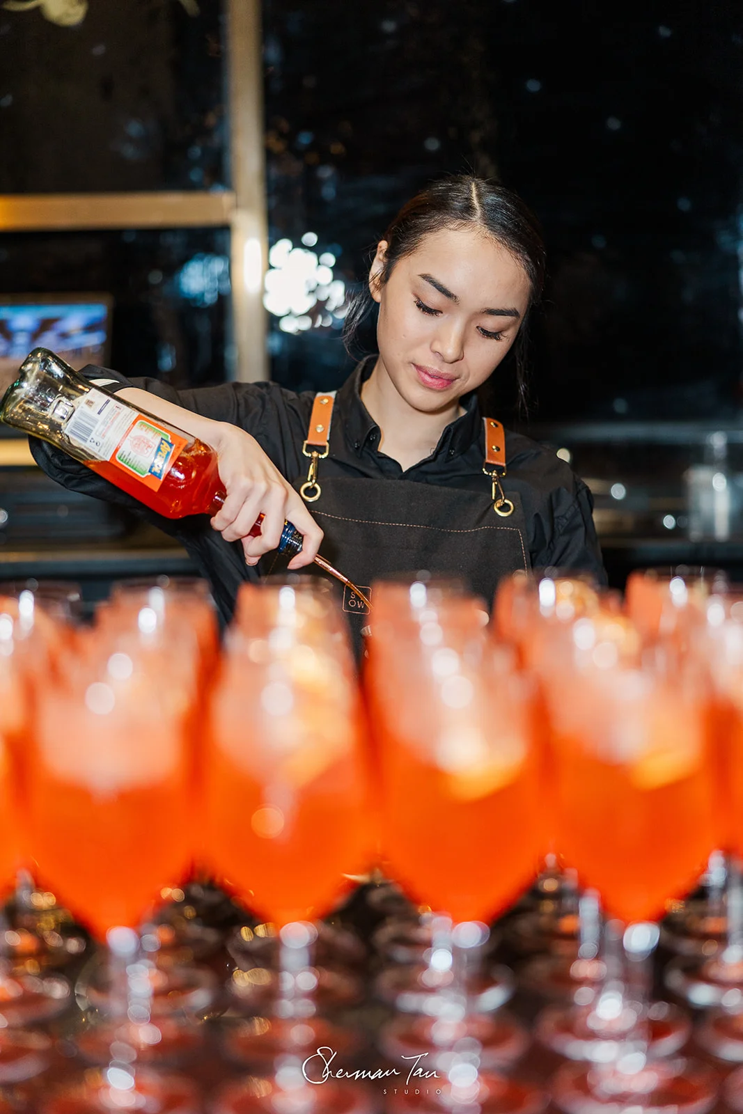 Shakers-On-Wheels-mobile-bar-wedding-beverage-catering-Melbourne-photo-ShermanTanStudio