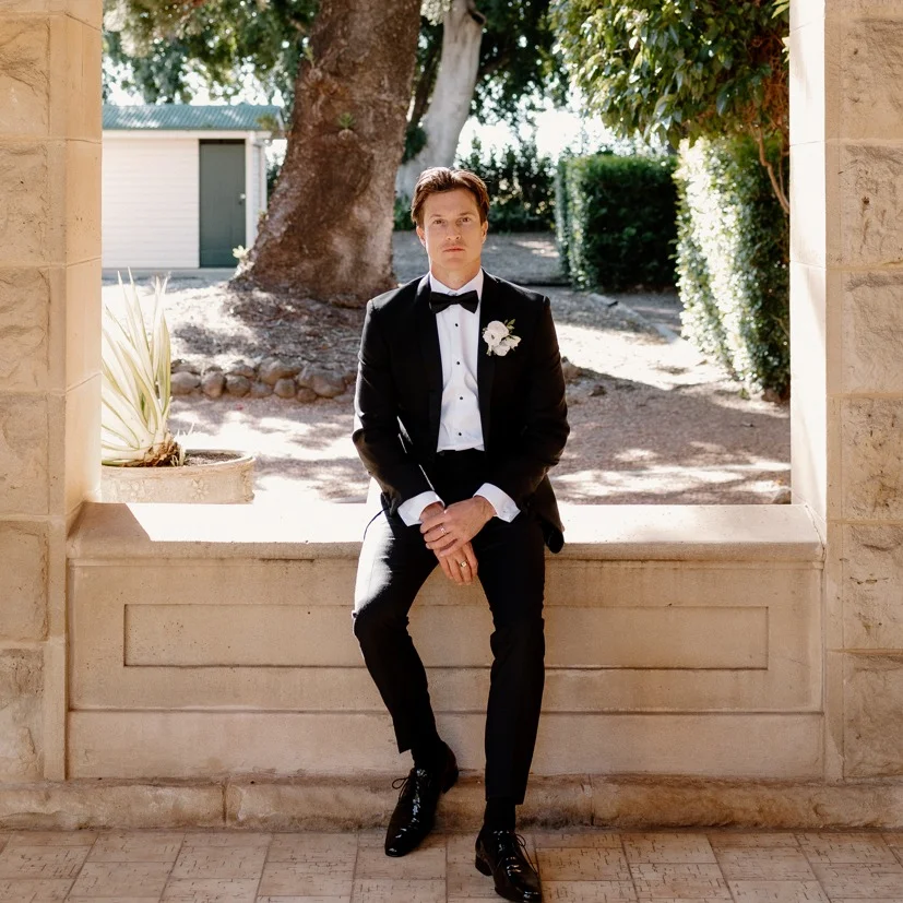 Wedding-guest-dress-codes-black-tie-Black-Jacket-Suiting-Brisbane-photo-@amy_philp