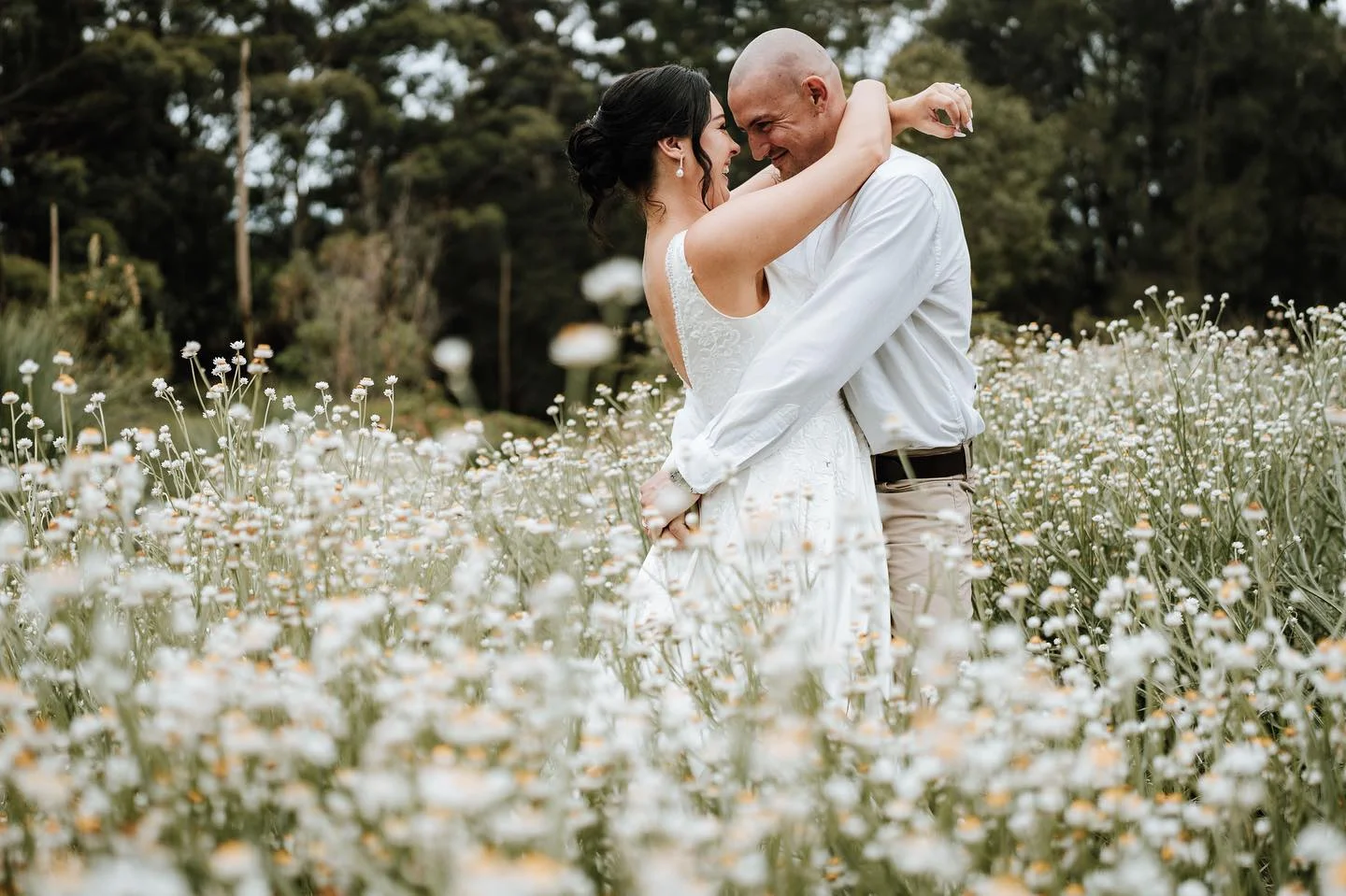 Yellow-wedding-ideas-inspiration-photo-translucent-photography