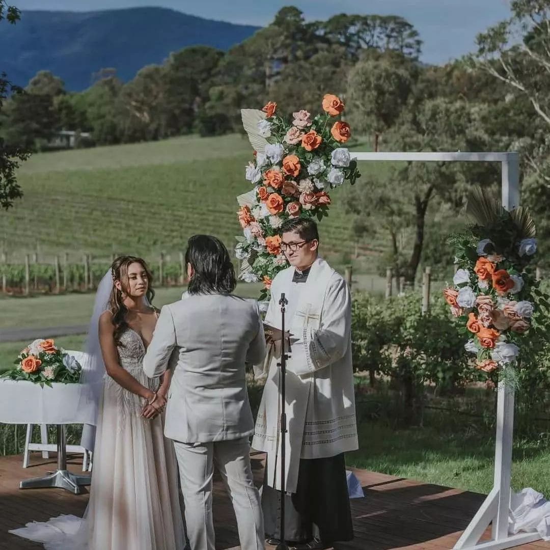 best-14-wedding-ceremony-venues-in-victoria-Bulong-Estate-Winery-photo-@laterstory