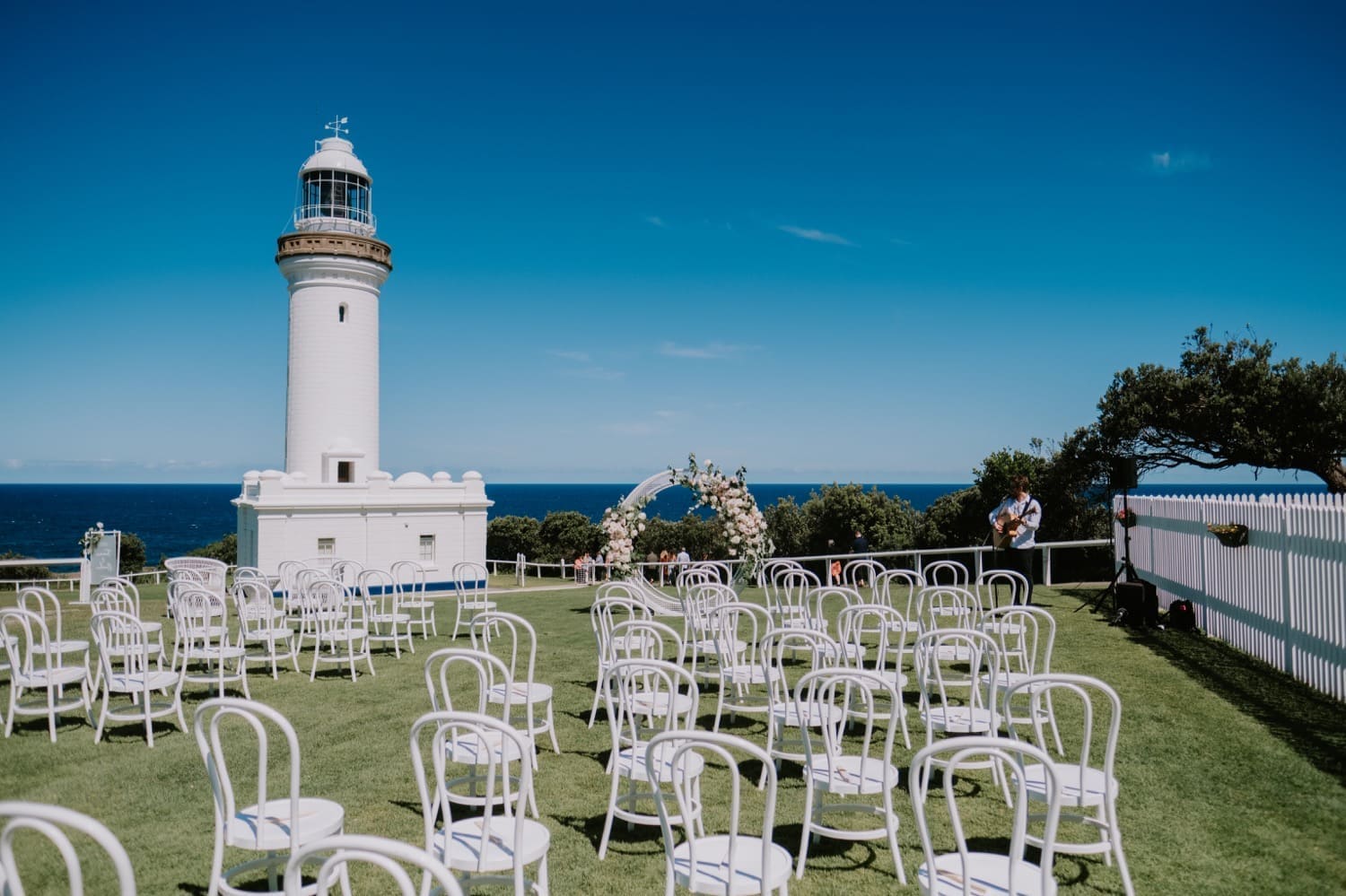 best-18-wedding-ceremony-venues-in-new-south-wales-Norah-Head-Lighthouse-photo-@euphoria_films