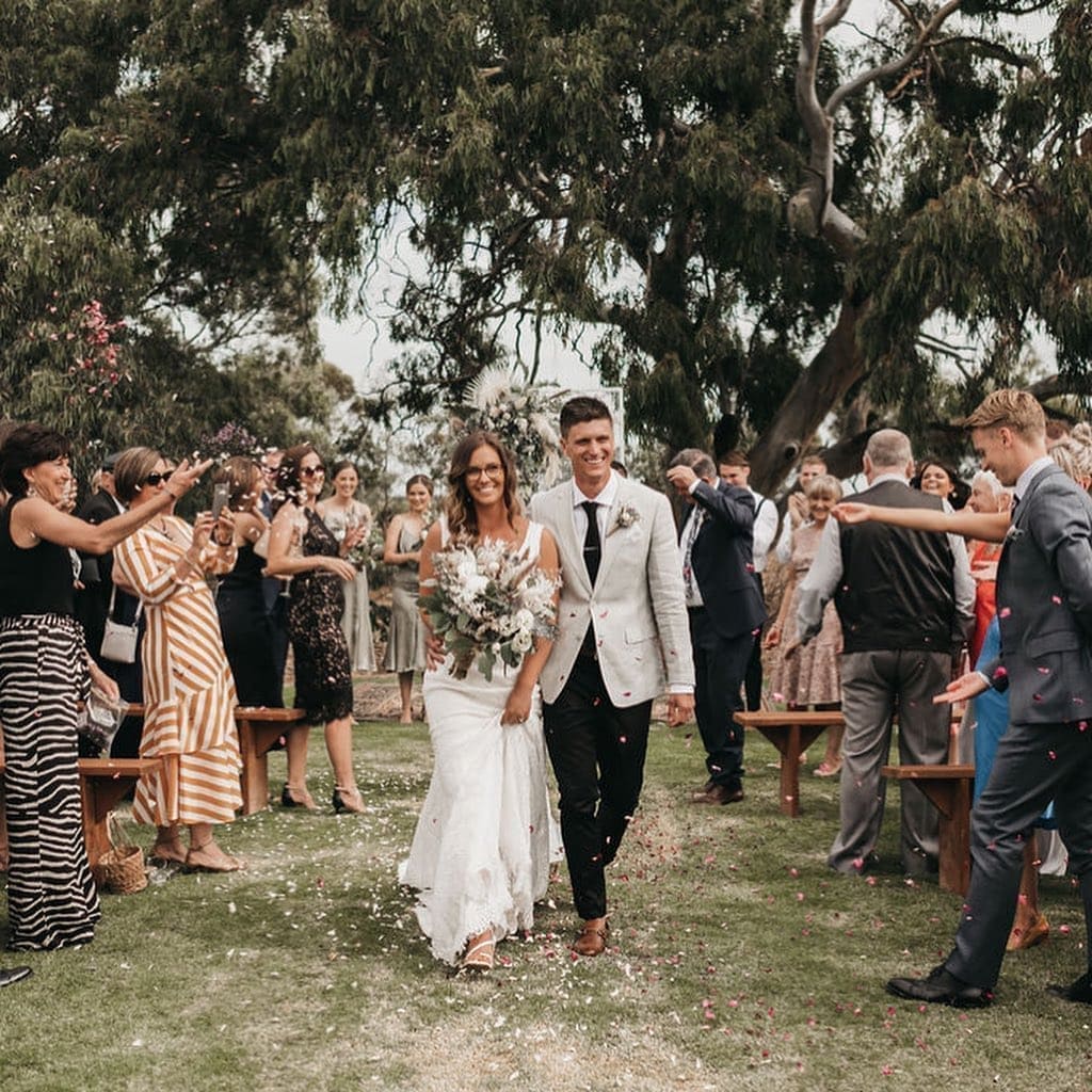 best-14-wedding-ceremony-venues-in-south-australia-woodburn-homestead-photo-@chasingeve