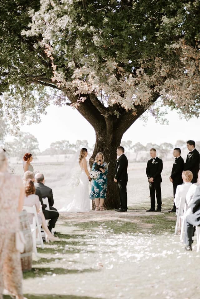 best-14-wedding-ceremony-venues-in-south-australia-Howard-Vineyard-photo-@aviephotography_