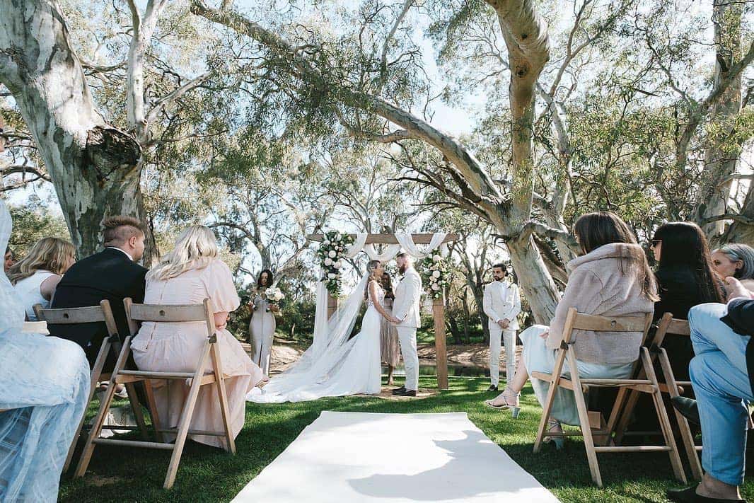best-14-wedding-ceremony-venues-in-south-australia-White-Hill-Estate-photo-@simonbills