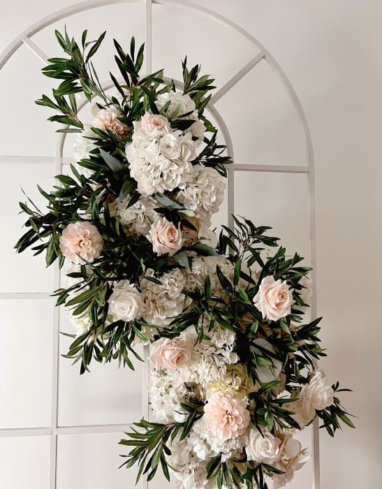a-moment-with-the-peaceful-nook-wedding-floral-design-and-hire-service-in-adelaide-south-australia