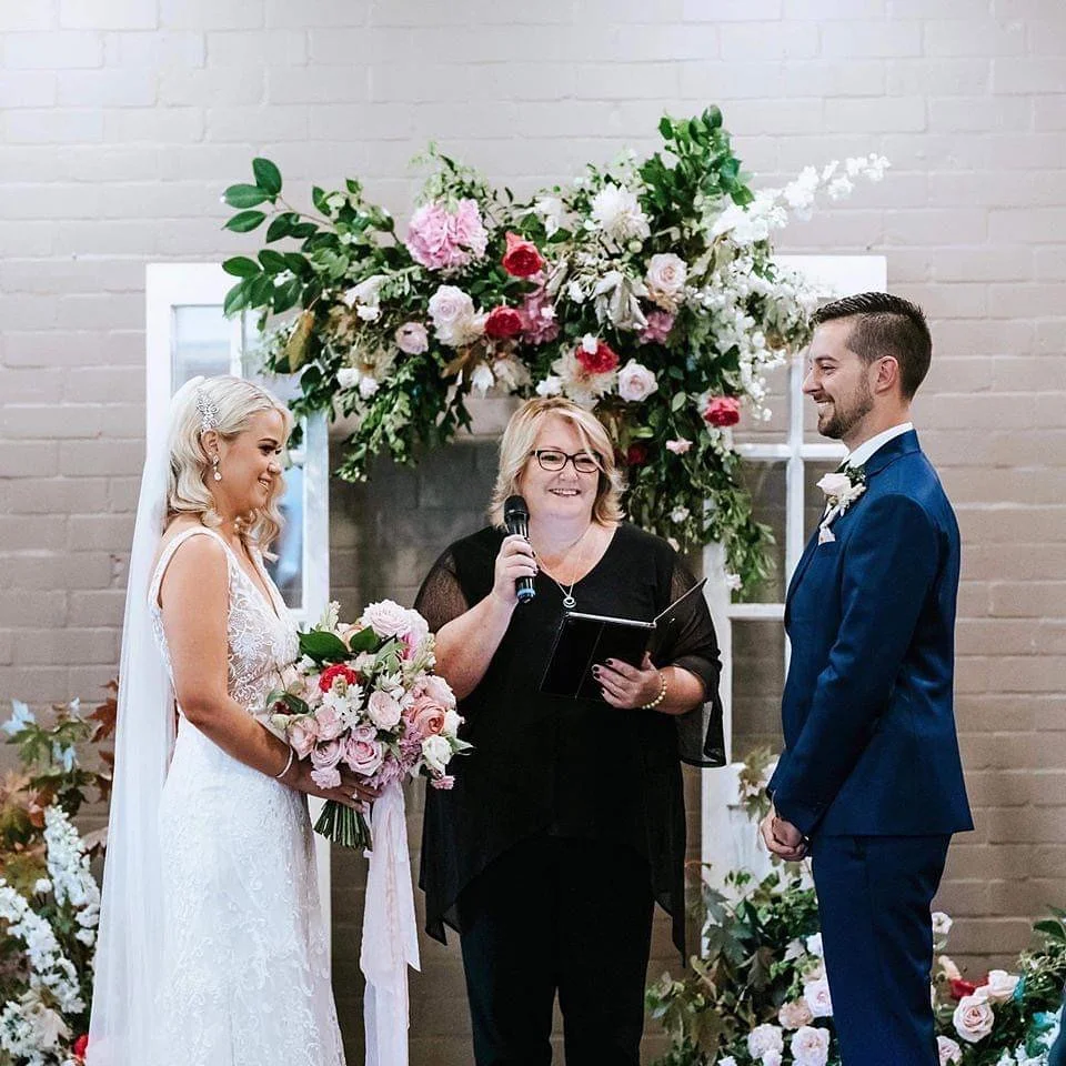 best-marriage-celebrant-nsw-Ruth-Matos-Marriage-Celebrant