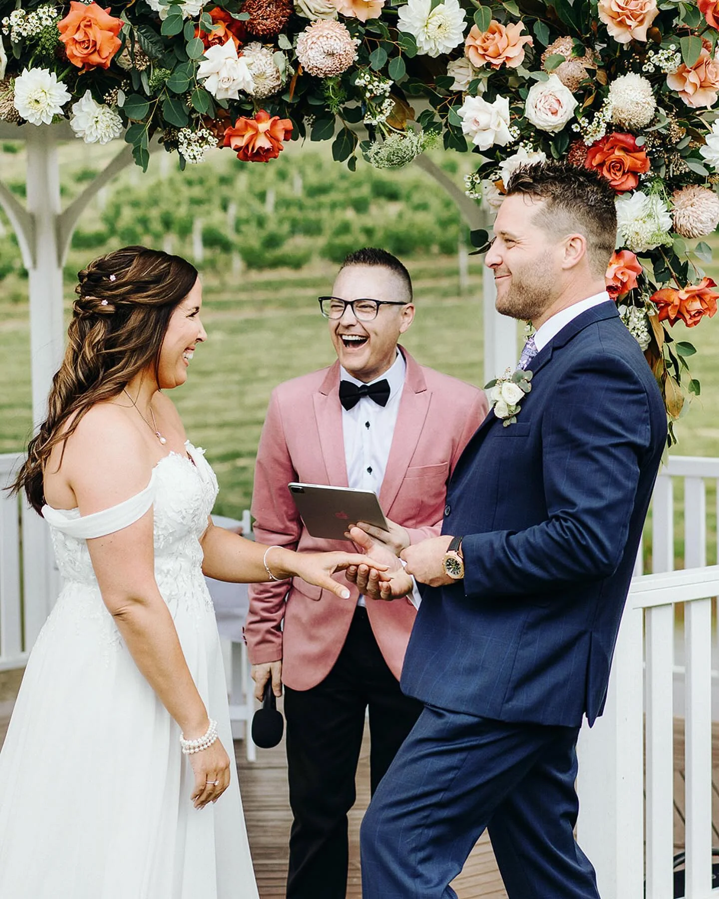 best-marriage-celebrants-NSW-2025-ABIA-Awards-Over-The-Rainbow-Celebrant-photo-@lovepixelsau