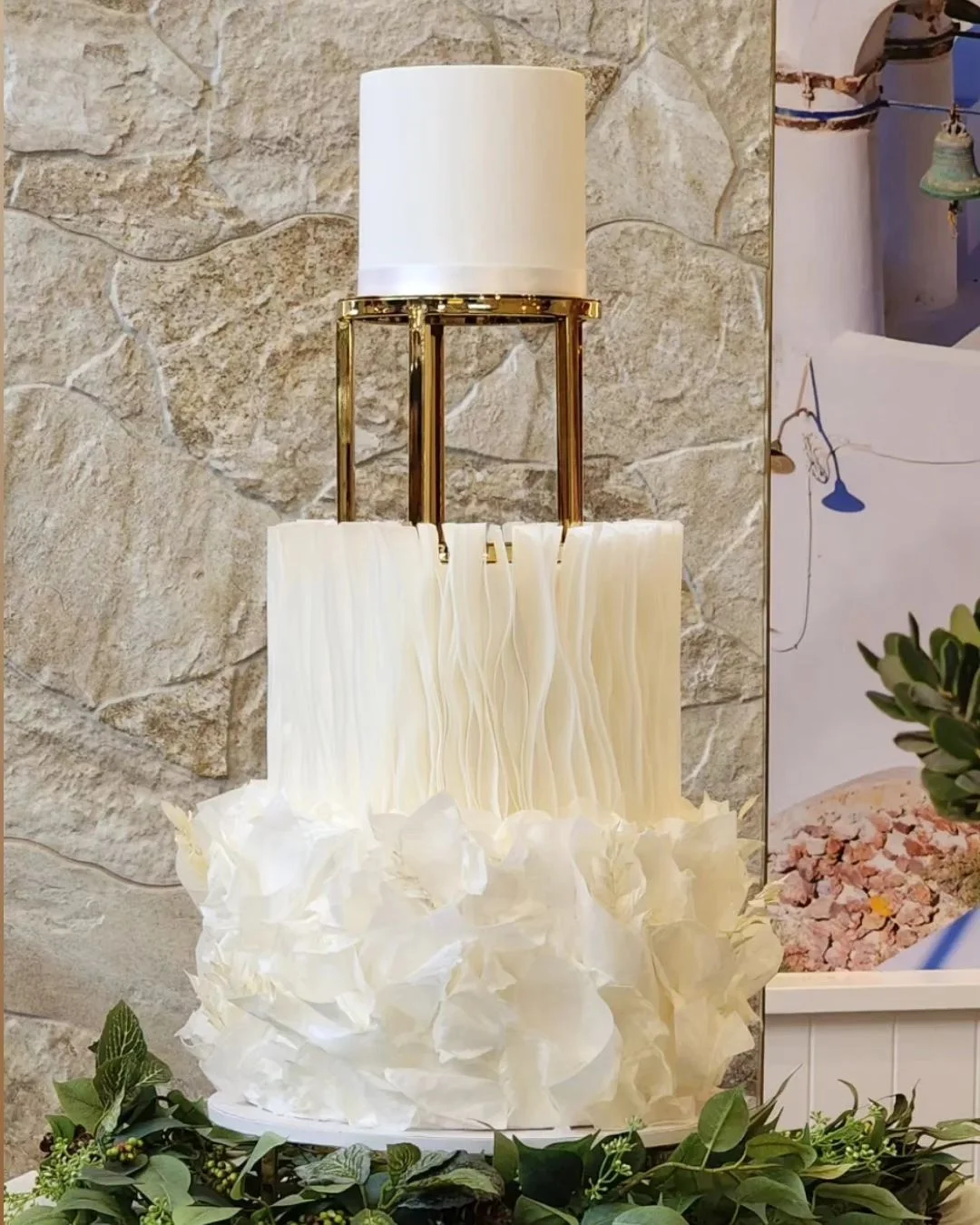 best-wedding-cake-designers-queensland-Deelish-Cake-Creations-Morayfield