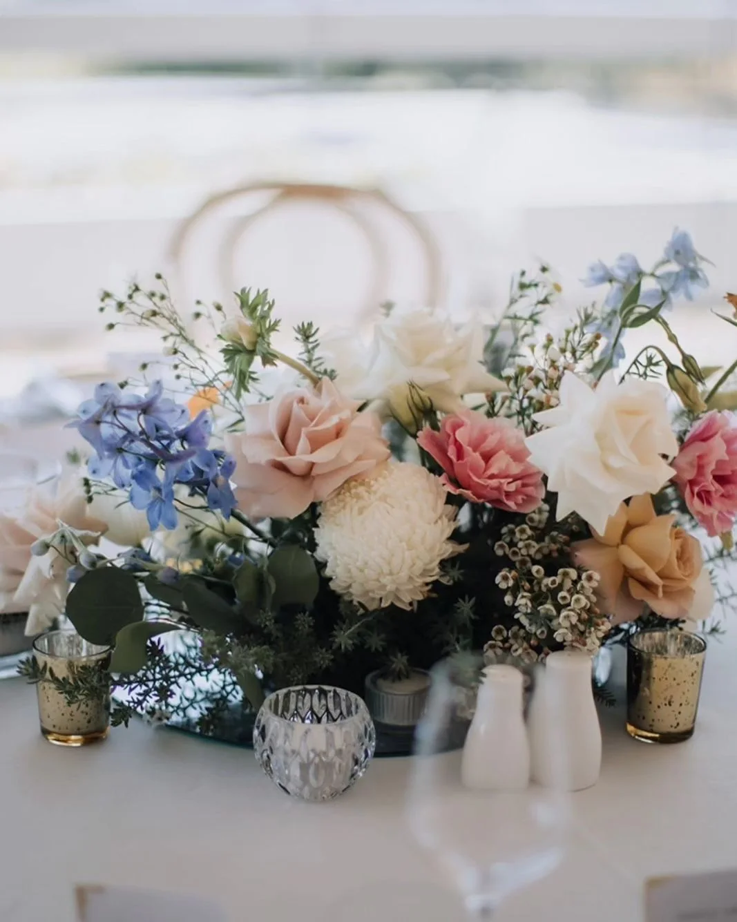 complete-guide-to-wedding-flowers-Maple-Florist-Sydney-photo-@andymacweddings