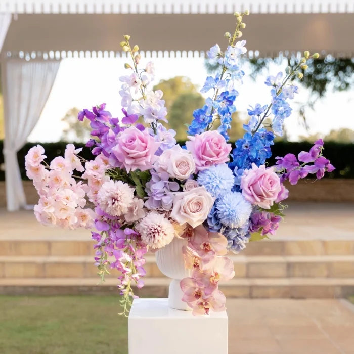 complete-guide-to-wedding-flowers-Sonder-and-Stone-Boutique-Brisbane