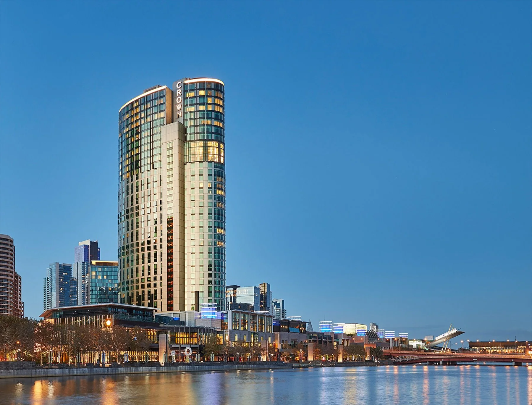 couples-retreat-romantic-getaway-Australia-Crown-Melbourne-Crown-Towers-Victoria