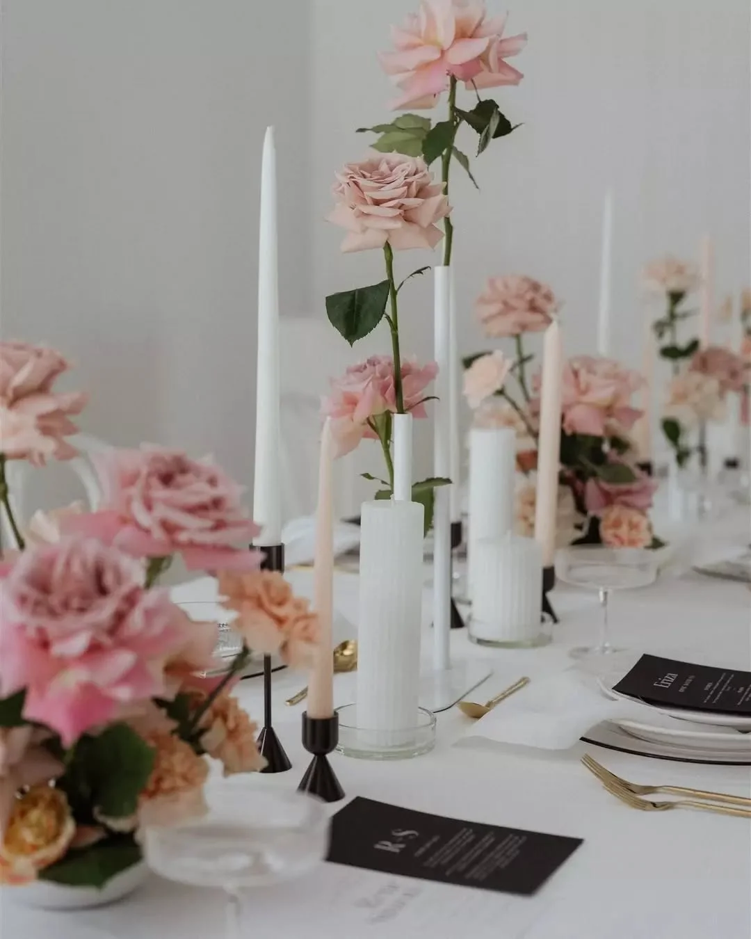 pink-wedding-ideas-inspiration-styling-Simply-Style-Co-photo-@estellaphoto