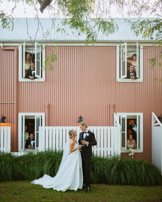 pink-wedding-ideas-inspiration-venue-Greyleigh-Kiama-photo-@samuelwhiteweddings