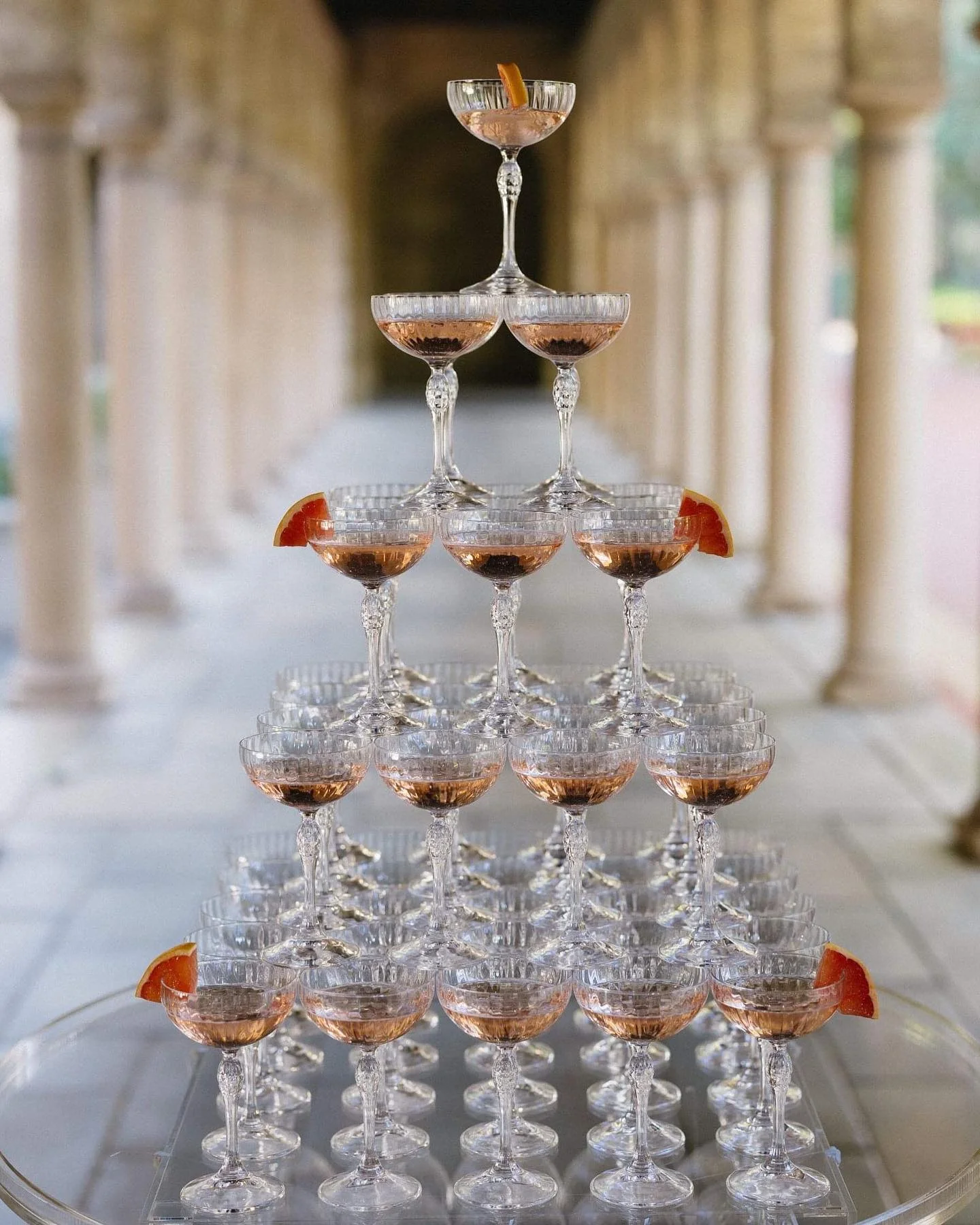 spring-wedding-ideas-wedding-drinks-Champagne-Towers-Perth-photo-@chantelleventerphotography