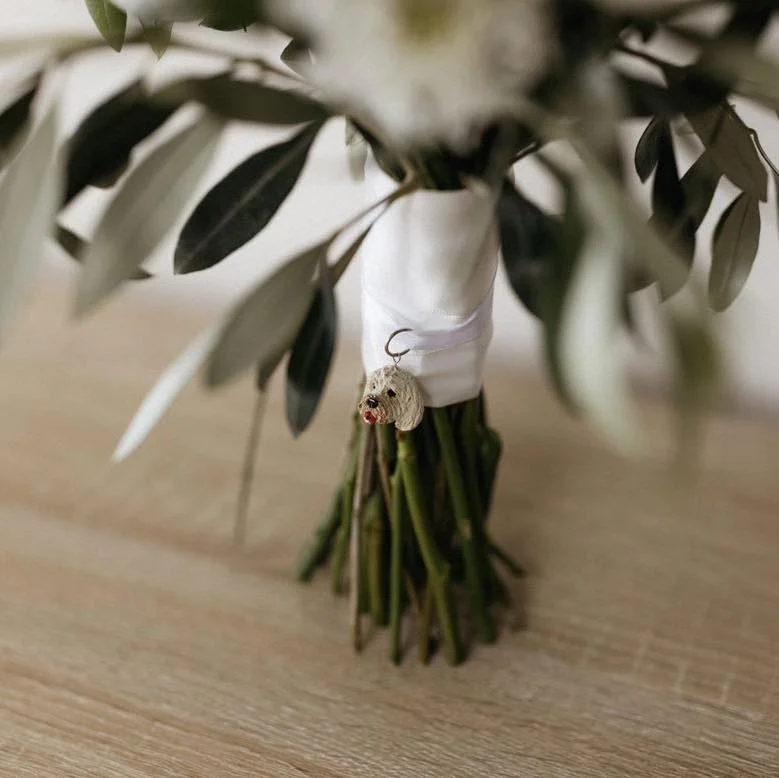 wedding-pet-ideas-Pawfect-Love-bridal-charm-photo-Dan-Evans-Photography