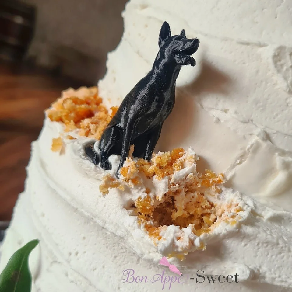 wedding-pet-ideas-pet-wedding-cake-design-Bon-Appe-Sweet-Melbourne