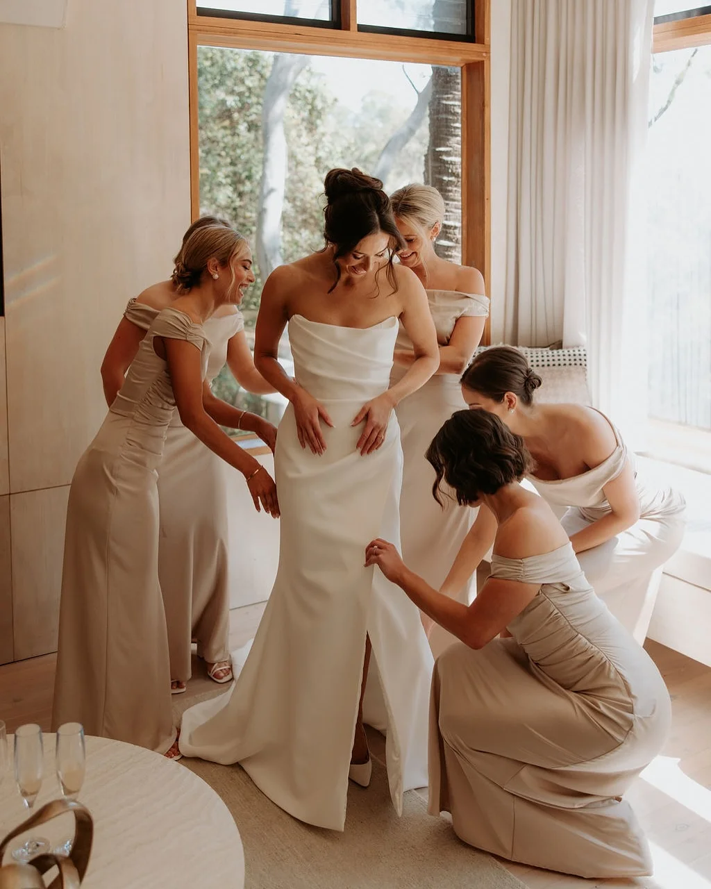 who-pays-for-bridesmaids-dresses-photo-@daysliketheseevents