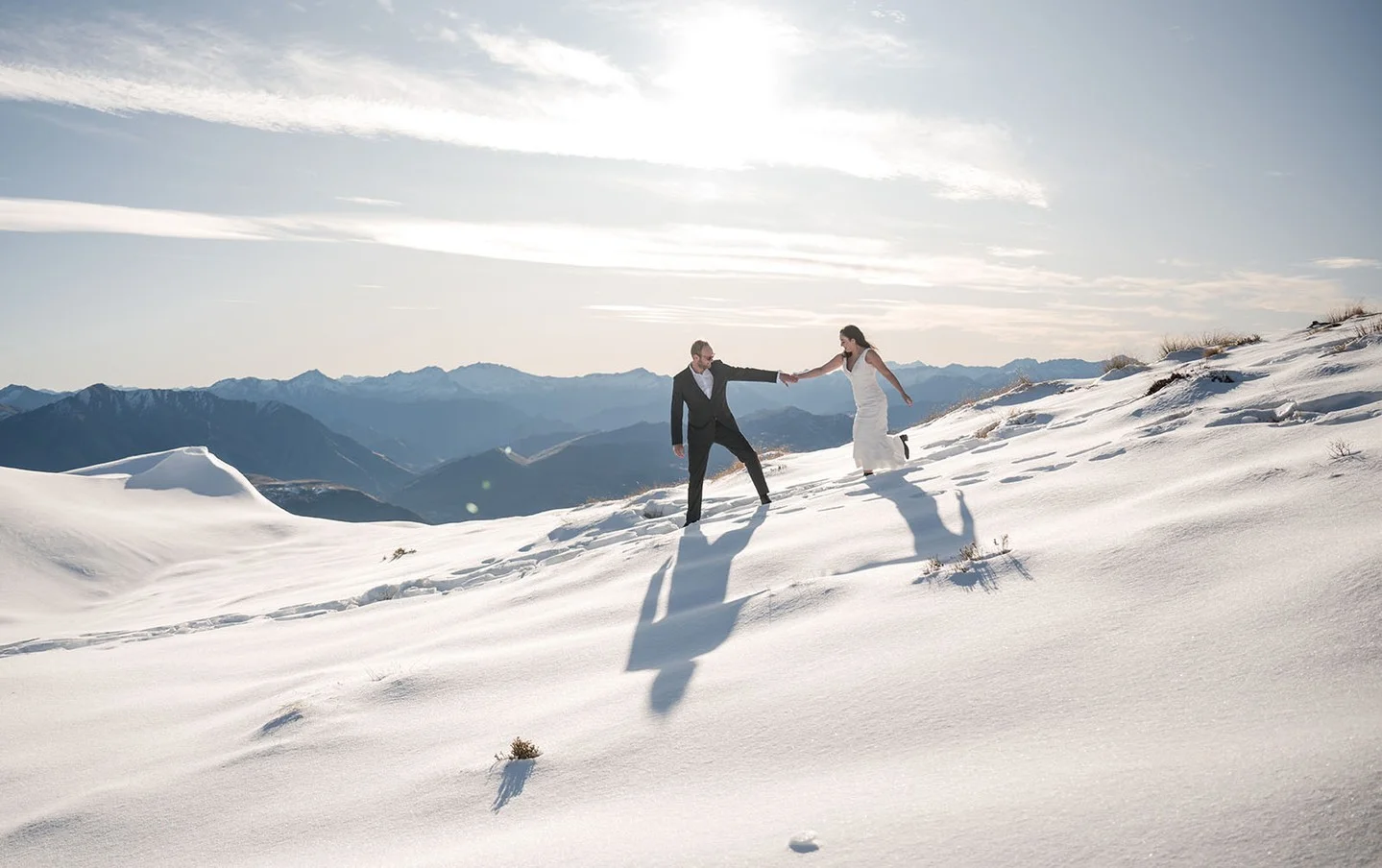 winter-wedding-ideas-and-inspiration-snow-photos-by-SvenStudios