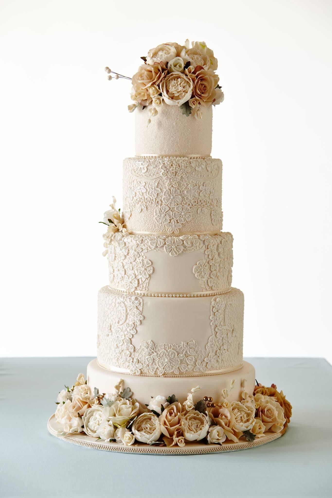 Nikos Cakes Melbourne Wedding Cake Designer