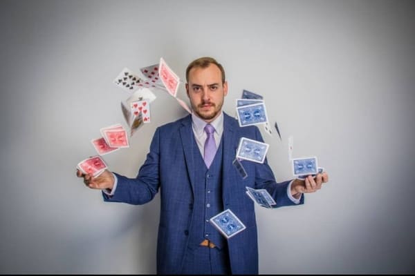Magician in Brisbane - Nathan Hedger