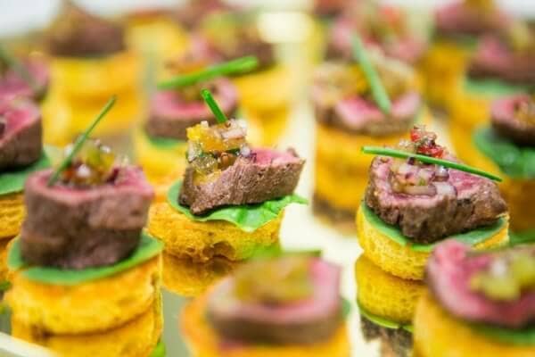 5 Popular Ideas for Wedding Catering