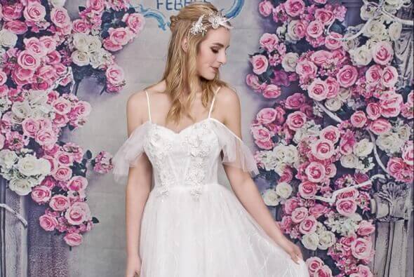 Lace Beach Wedding Dress