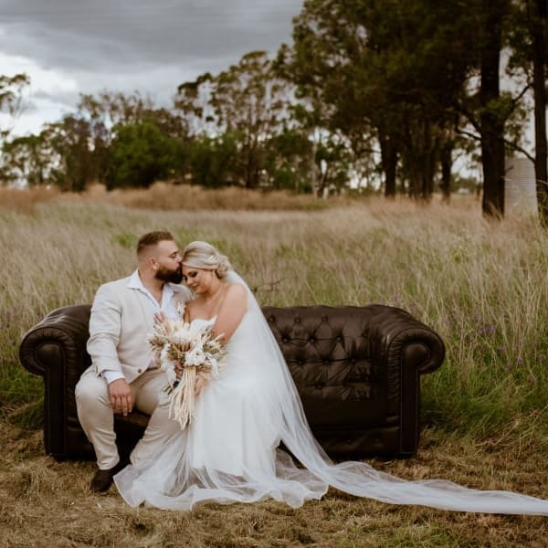 We take the inside out. Beautiful leather Chesterfield or red Chaise shots in the paddock.