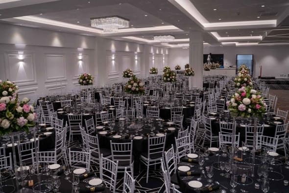 Tiffany Chair Table Setup