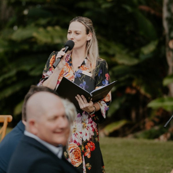 Amanda Jensen Celebrant at Twin waters Golf Club