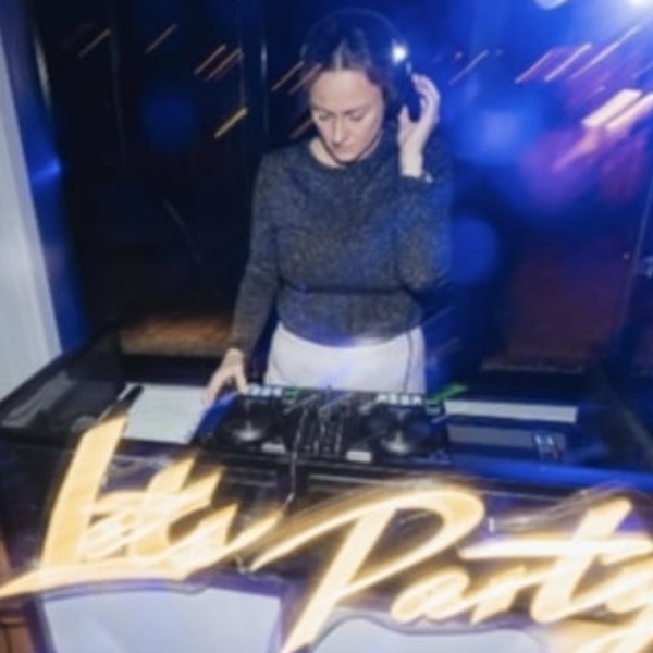 Amanda Jensen Weddings - Let's Party!