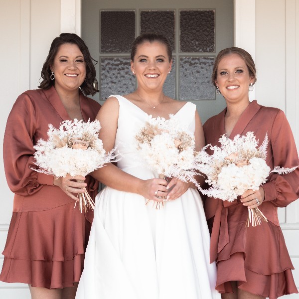 darker tones, slightly more glam