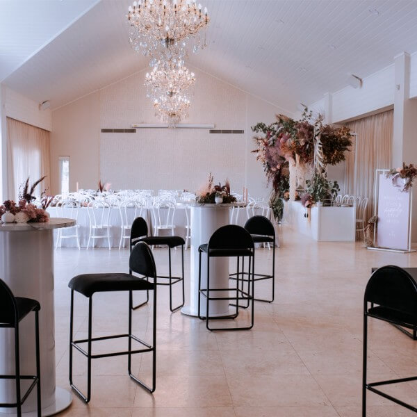 Cocktail reception at Aravina