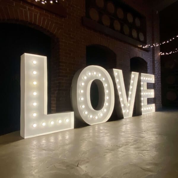 Light Up LOVE Letters