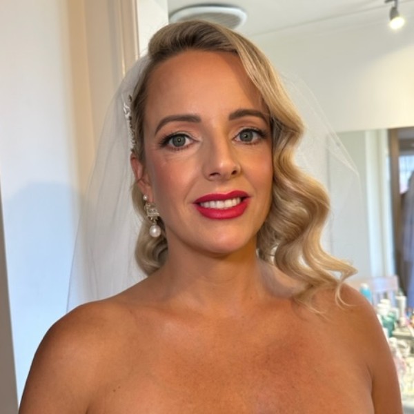 Bridal hair and makeup